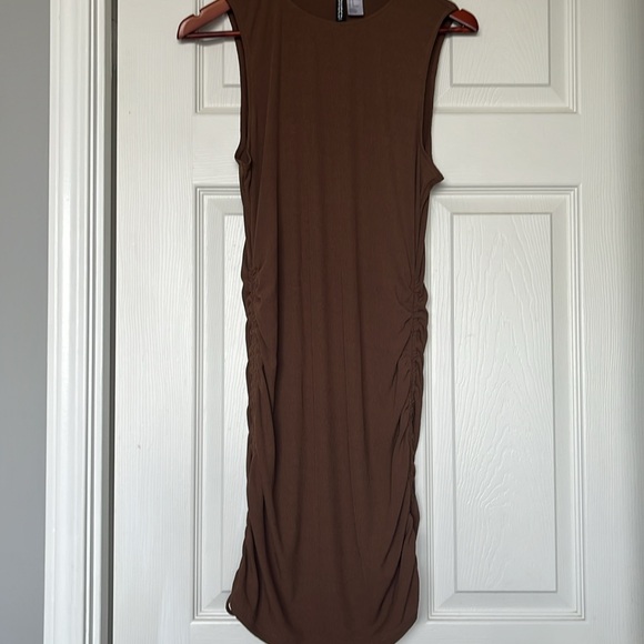 H&M | Ribbed Jersey Mini Dress Sz M - Picture 4 of 8